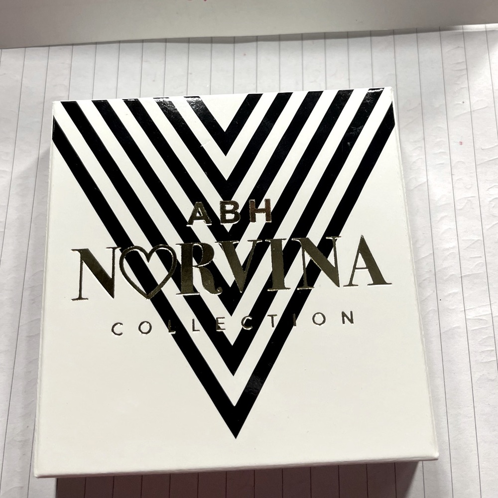 ABH Norvina mini Vol.1 New w/box!